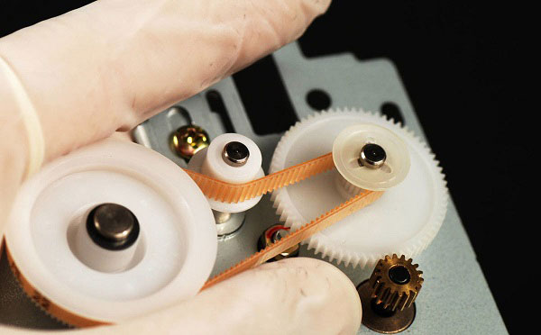 合發齒輪：POM齒輪加工，高性能工程塑料的理想選擇